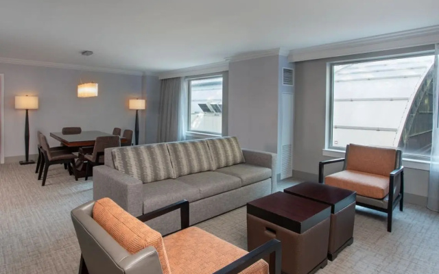 Governor's Double Suite