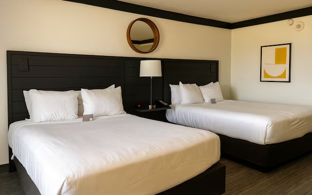 Premium Strip View Quadruple room