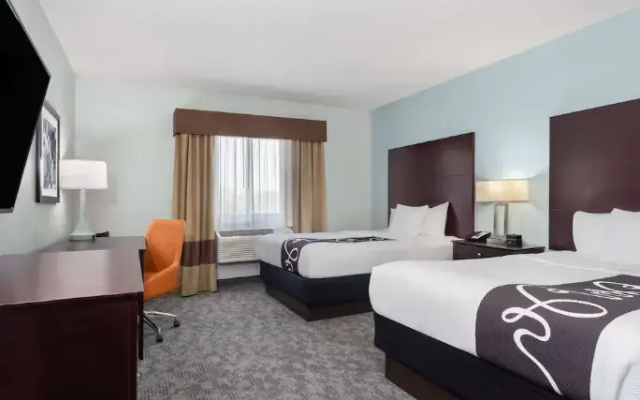 Twin room with view