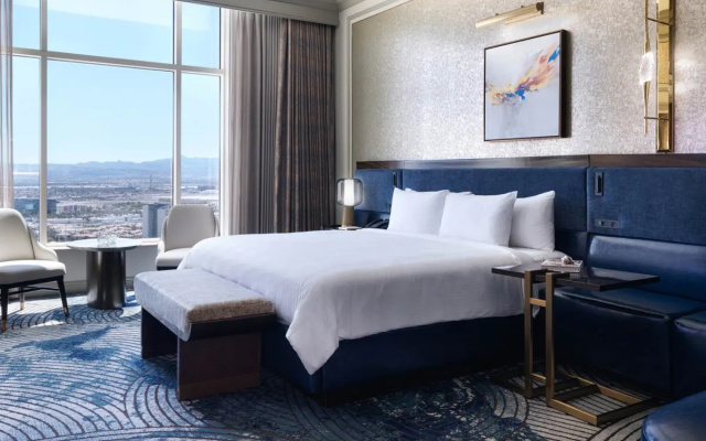 Executive Theater Newly Remodeled Double Suite