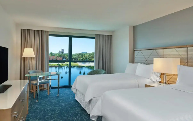 Fireworks View Guest room with Resort view