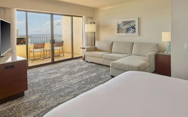 Tapa Collection Corner Junior Suite with ocean view