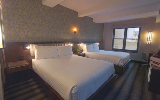 Signature Twin Suite
