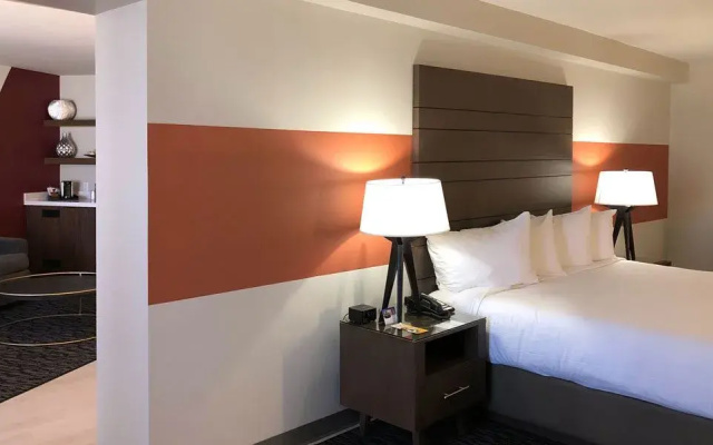 Luxe Double Suite