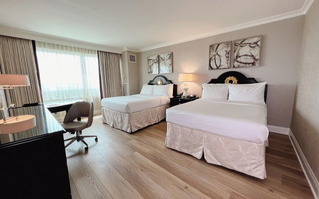 Deluxe Mobility Accessible Twin room