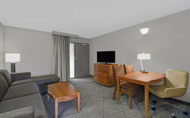 2 Room Suite with balcony
