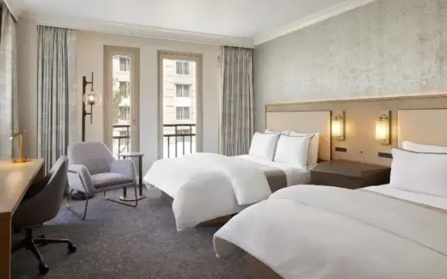 Premium Twin Studio Suite