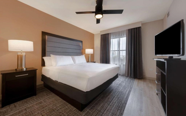 1 Bedroom Suite