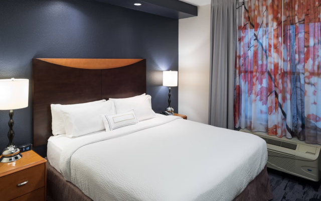 1 Bedroom Suite