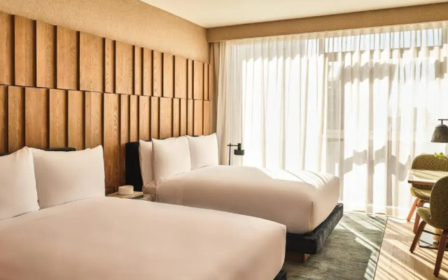 Deluxe Quadruple room