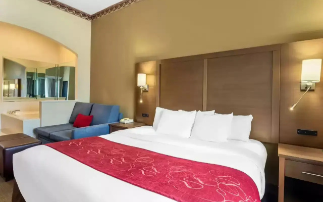 1 Bedroom Hearing Accessible Suite
