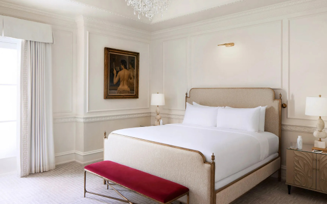 The Chateau Presidential Suite