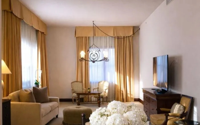 Presidential Double Suite