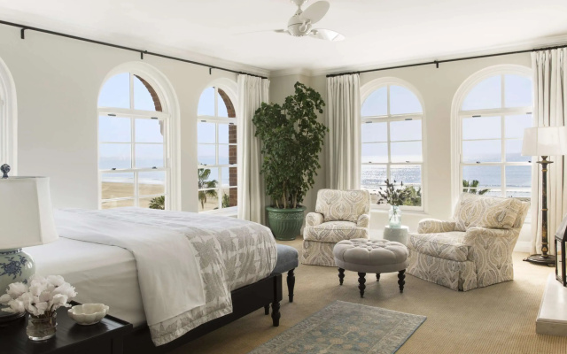 Pacific View Suite
