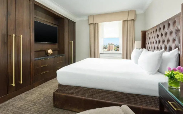 1 Bedroom Presidential Double Suite