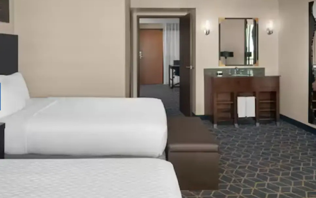 2 Bedrooms Twin Suite with balcony