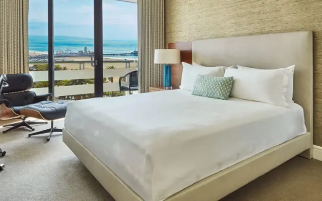 1 Bedroom Ocean Tower Double Suite