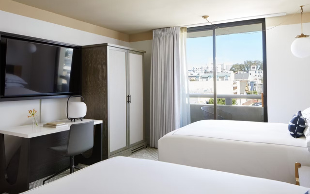 Quadruple room with balcony