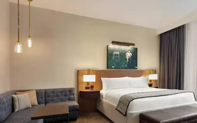 1 Bedroom Courtyard Double Suite