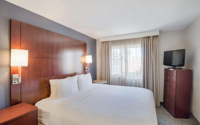 2 Bedrooms Suite