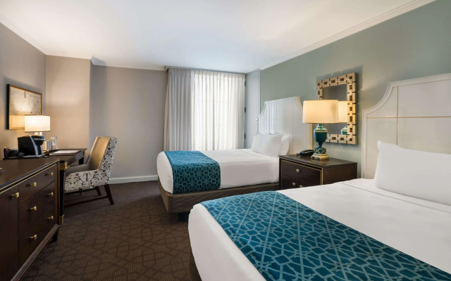 Deluxe Quadruple room