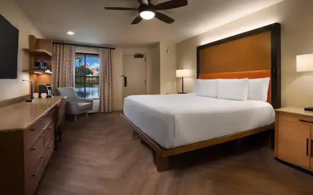 Village Standard Location room Water view