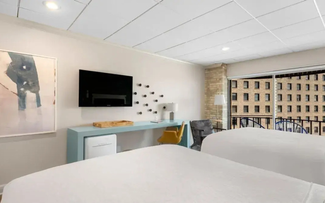 Quadruple room with balcony
