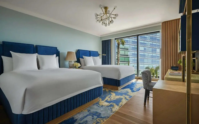 4 Bedrooms Suite with sunset view