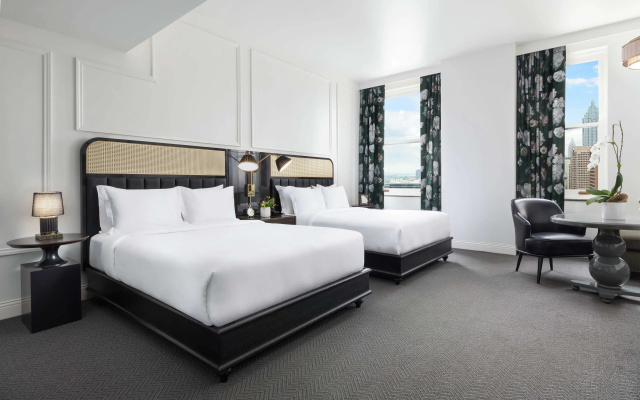 Deluxe Accessible Twin room with city view