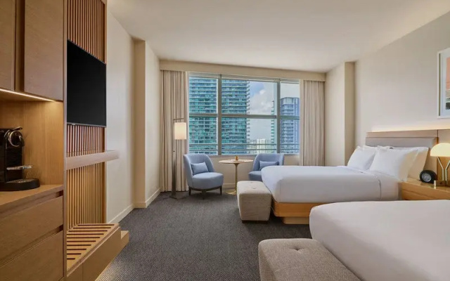 Hearing ADA Quadruple room City View