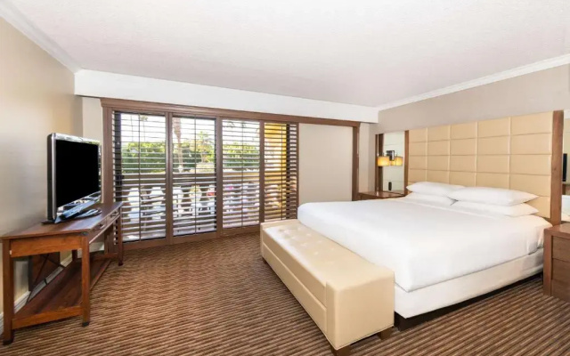 1 Bedroom Ambassador Agave Double Suite