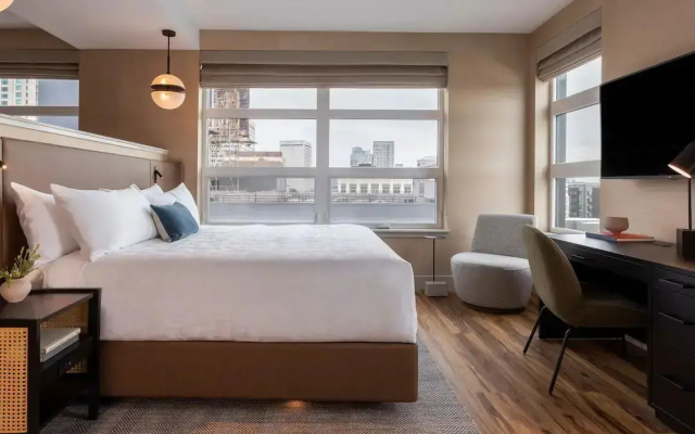 Signature Suite
