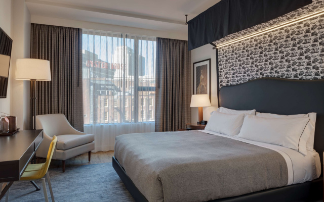 Premium room with city view