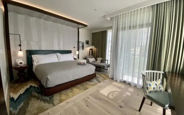 1 Bedroom Premium Double Suite