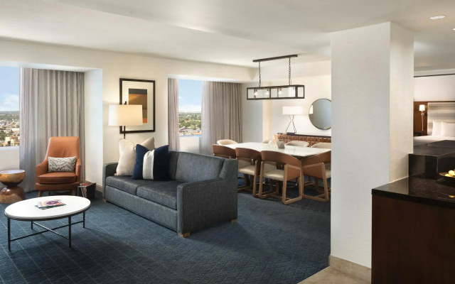 Ambassador Double Suite