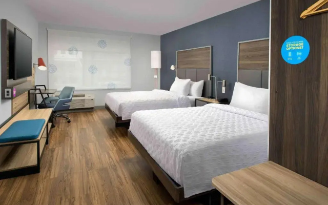Quadruple Guest room