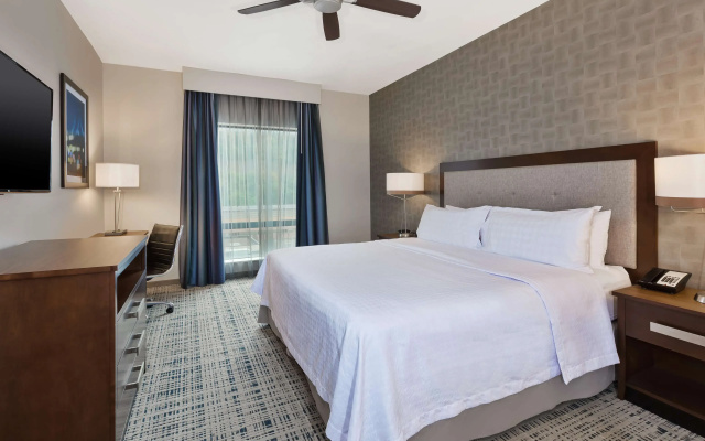 1 Bedroom Hearing Accessible Suite