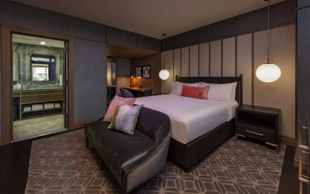 Presidential Double Suite