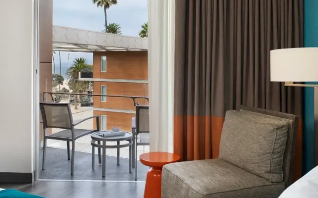 Superior Double room with partial ocean view