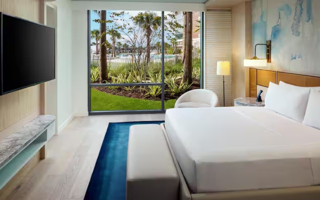1 Bedroom Poolside Patio Double Suite