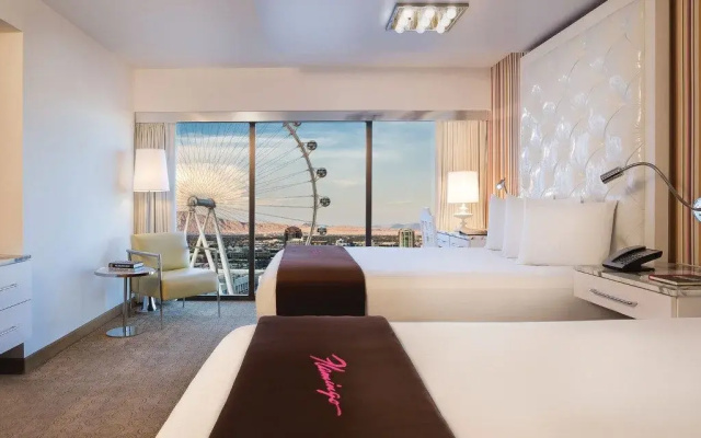 Attraction View Twin Go room