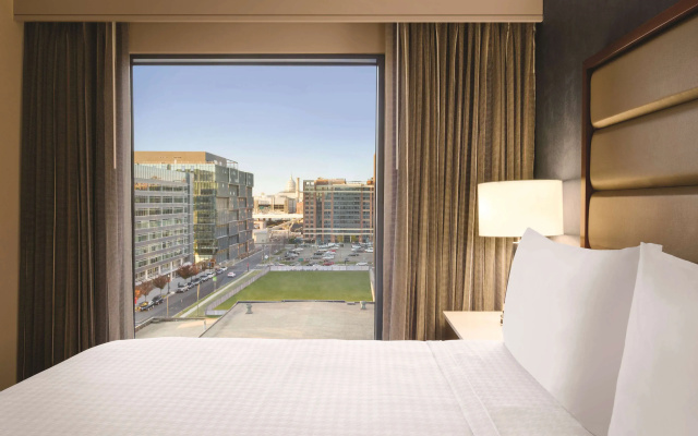 Double Suite