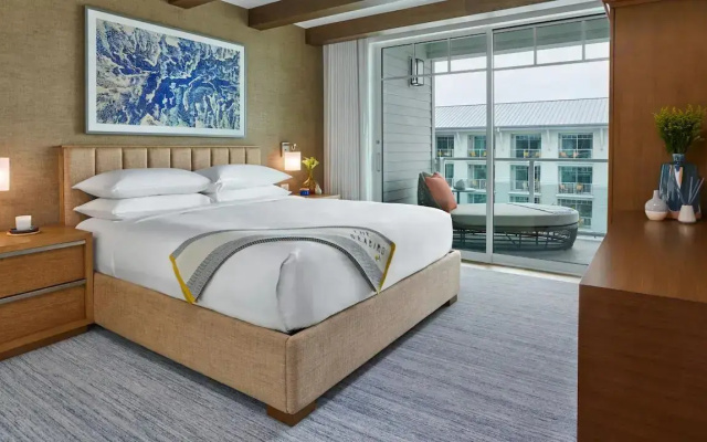 Sextuple Estate Suite