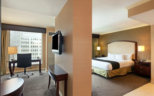 Quadruple Junior Suite