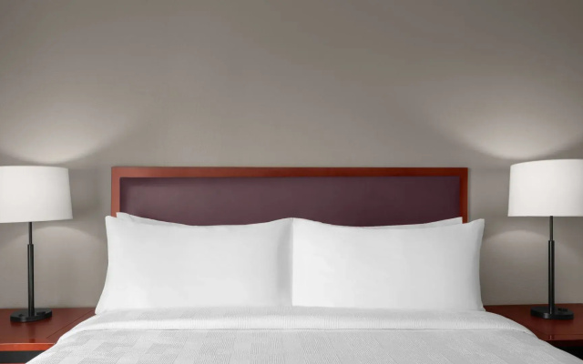 Boardroom Double Suite