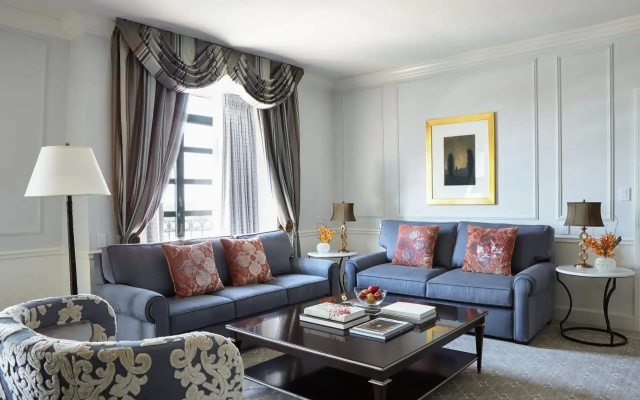 Luxury Double Club Suite