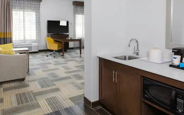 Mobility Accessible Tub Double Junior Suite