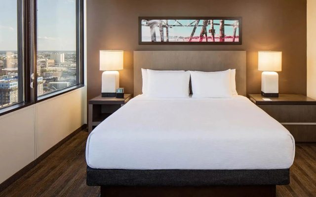 1 Bedroom Suite with view