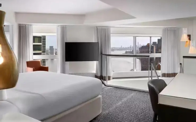 1 Bedroom Royal Double Duplex Suite
