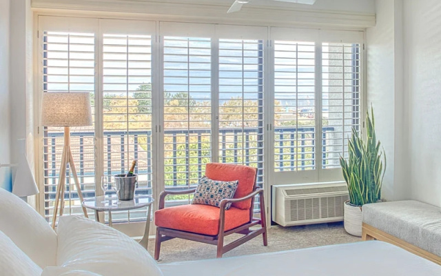Room with harbour view